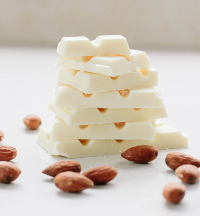 Шоколад белый весовой